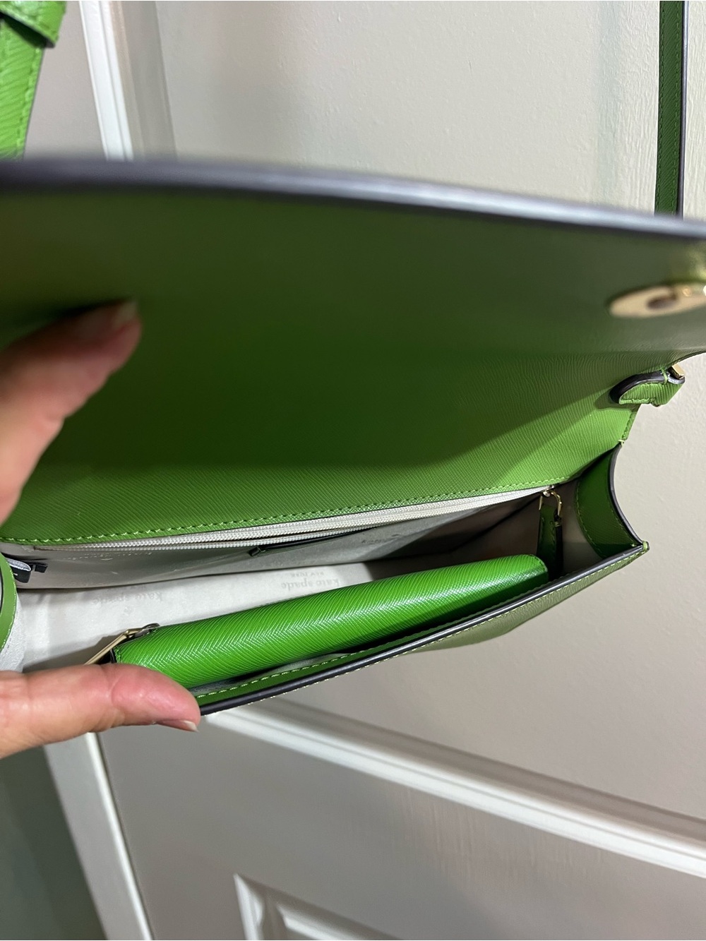 kate spade green crossbody with matching wallet - Picture 12 of 15
